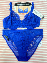 Charger l'image dans la galerie, Ensemble Dentelle SANS COMPLEXE Bleu Electrique