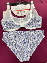 Charger l'image dans la galerie, Ensemble Emboitant Sans Eponge SANS COMPLEXE Blanc a fleurs