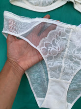 Charger l'image dans la galerie, Ensemble Dentelle BESTFORM Blanc Casse
