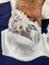 Charger l'image dans la galerie, Soutien Gorge emboîtant KOLLE SERRE Blanc