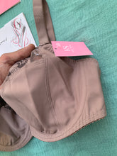 Charger l'image dans la galerie, Soutien Gorge Emboitant KOLLE SERRE Taupe