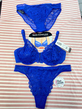 Charger l'image dans la galerie, Ensemble Dentelle SANS COMPLEXE Bleu Electrique