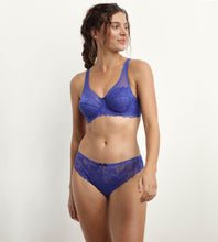 Charger l'image dans la galerie, Soutien Gorge emboitant DIM Generous Dentelle Mauve