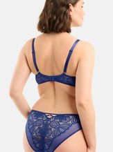 Charger l'image dans la galerie, Ensemble Dentelle SANS COMPLEXE Bleu Electrique