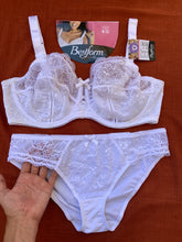 Charger l'image dans la galerie, Ensemble Dentelle Emboitant BESTFORM Blanc