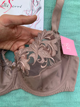 Charger l'image dans la galerie, Soutien Gorge Emboitant KOLLE SERRE Taupe
