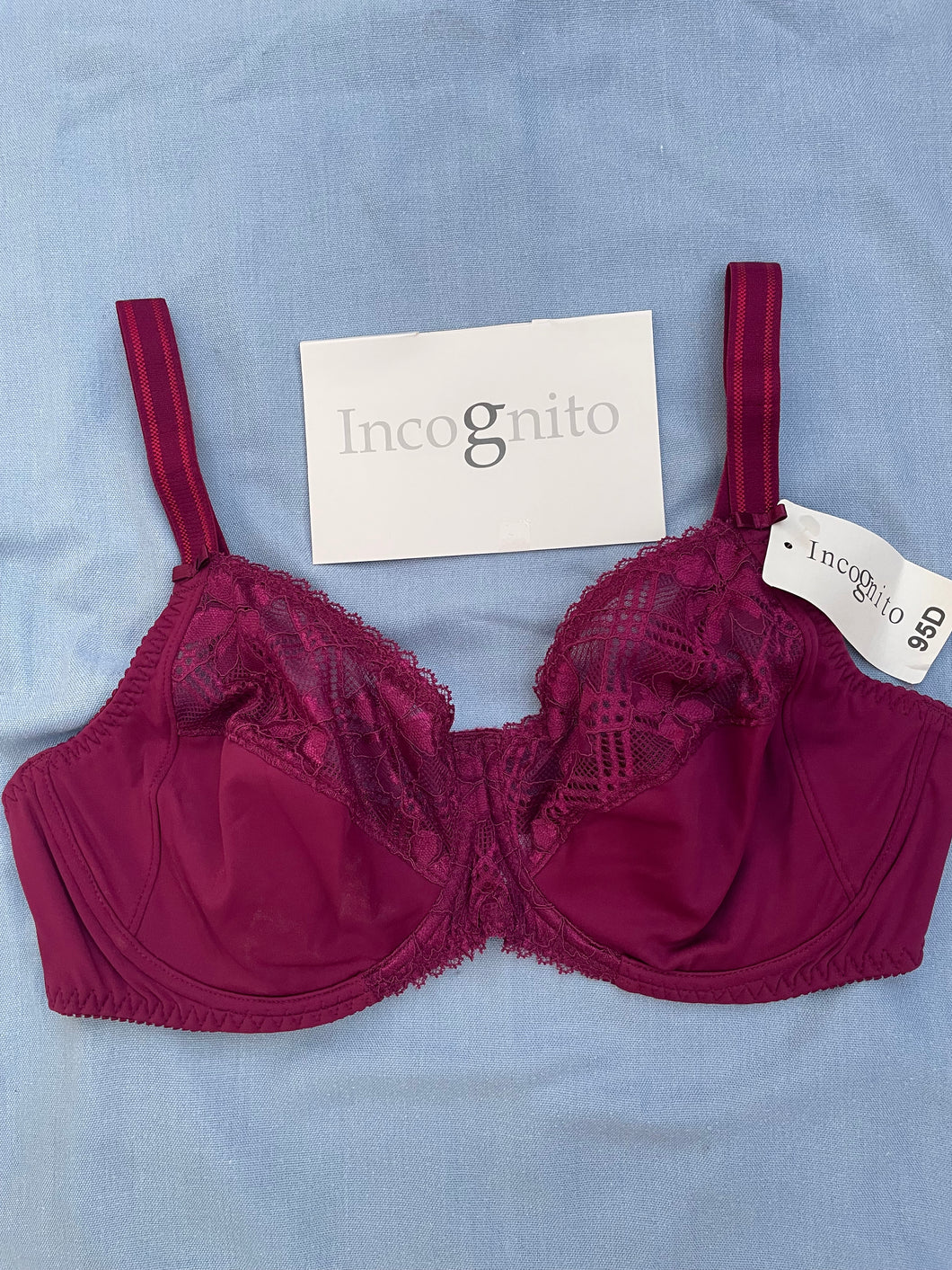 Soutien Gorge Emboitant INCOGNITO Bordeaux