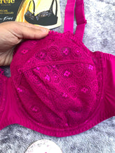 Charger l'image dans la galerie, Soutien Gorge Balconnet CORELE Dentelle Rose Fushia

