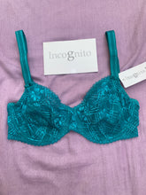 Charger l&#39;image dans la galerie, Soutien Gorge Emboitant Dentelle INCOGNITO Vert

