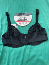 Charger l&#39;image dans la galerie, Soutien Gorge Dentelle SANS COMPLEXE Noir sans eponge
