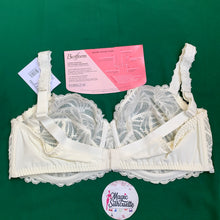 Charger l&#39;image dans la galerie, Soutien Gorge Emboitant BESTFORM Dentelle Blanc Ivoire
