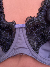 Charger l&#39;image dans la galerie, Soutien Gorge Emboitant INCOGNITO Mauve

