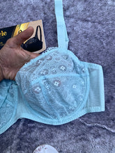 Charger l'image dans la galerie, Soutien Gorge Balconnet CORELE Dentelle Bleu Vert
