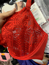 Charger l'image dans la galerie, Soutien Gorge SANS COMPLEXE Dentelle Rouge
