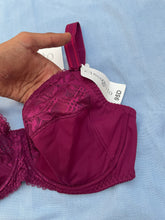 Charger l&#39;image dans la galerie, Soutien Gorge Emboitant INCOGNITO Bordeaux
