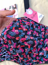 Charger l&#39;image dans la galerie, Soutien Gorge Emboîtant Dentelle BESTFORM Noir a motifs

