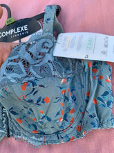 Charger l&#39;image dans la galerie, Soutien Gorge Emboitant SANS COMPLEXE fleuri
