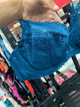 Charger l'image dans la galerie, Soutien Gorge Couvrant Dentelle GUY DE FRANCE Bleu
