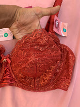 Charger l'image dans la galerie, Ensemble Dentelle BESTFORM brique pailletée doré
