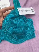 Charger l&#39;image dans la galerie, Soutien Gorge Emboitant Dentelle INCOGNITO Vert
