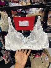 Charger l'image dans la galerie, Soutien Gorge Couvrant Dentelle GUY DE FRANCE Blanc
