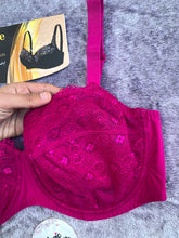 Charger l'image dans la galerie, Soutien Gorge Balconnet CORELE Dentelle Rose Fushia
