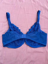 Charger l&#39;image dans la galerie, Soutien Gorge Emboitant INCOGNITO Bleu roi
