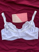 Charger l&#39;image dans la galerie, Soutien Gorge Emboitant Coton BESTFORM Blanc
