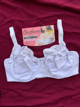 Charger l&#39;image dans la galerie, Soutien Gorge Emboitant Coton BESTFORM Blanc
