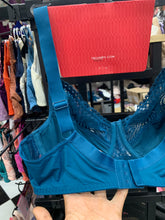 Charger l'image dans la galerie, Soutien Gorge Couvrant Dentelle GUY DE FRANCE Bleu
