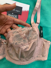 Charger l&#39;image dans la galerie, Soutien Gorge Couvrant PIEGE Taupe
