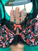 Charger l&#39;image dans la galerie, Soutien Gorge SANS COMPLEXE Noir Imprimé
