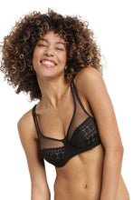 Charger l&#39;image dans la galerie, Soutien Gorge Emboitant DIM Generous Dentelle Noir
