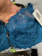 Charger l&#39;image dans la galerie, Soutien Gorge SANS COMPLEXE Dentelle Bleu Vert
