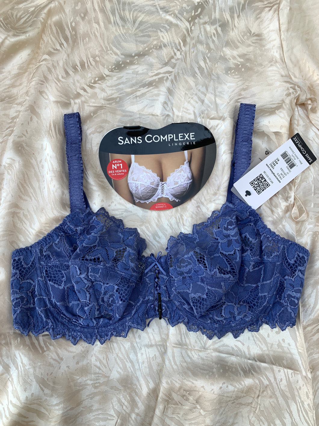 Soutien Gorge Emboitant SANS COMPLEXE Dentelle Mauve