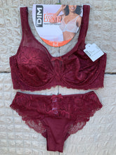 Charger l'image dans la galerie, Ensemble Emboitant DIM Generous Dentelle Grenat
