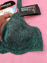 Charger l'image dans la galerie, Soutien Gorge Couvrant SANS COMPLEXE Dentelle Vert
